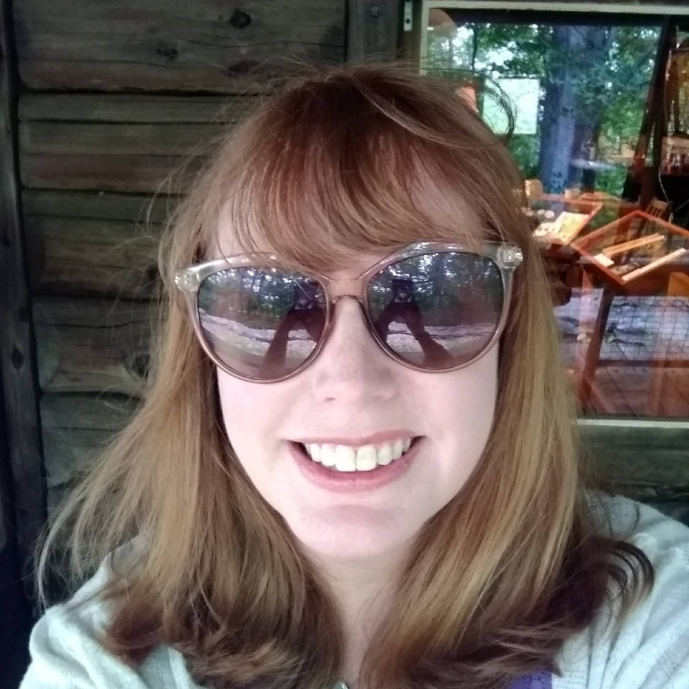 Meet your Posher, Cathy